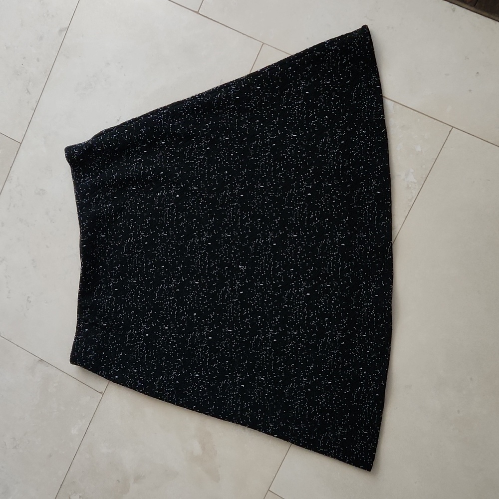 Elastic waistband skirt